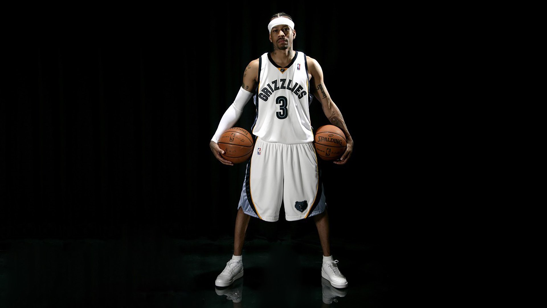 格雷琴·沃尔什蝶泳50米强势夺金，沃格游泳